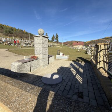 Milpoš- Cintorín 001