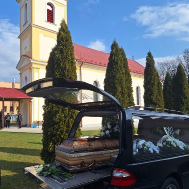 Pohrebná služba PIETA​ 011